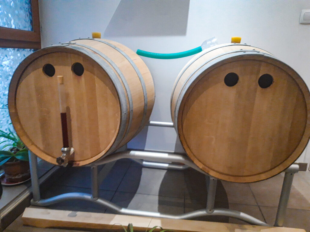 Tonneaux pour la fabrication du vinaigre M&B